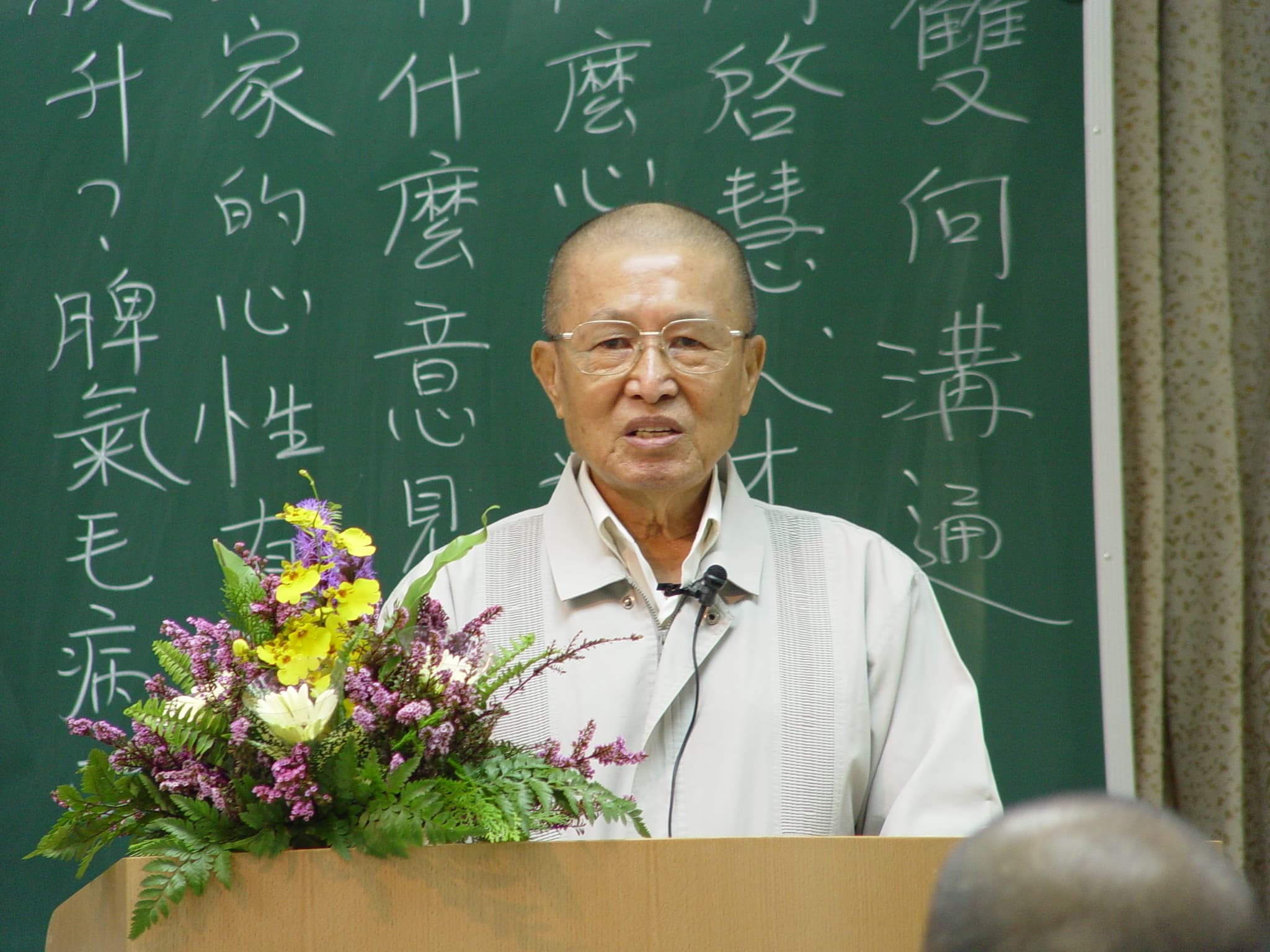 好學不倦，筆耕不輟 — 何紹棠前人