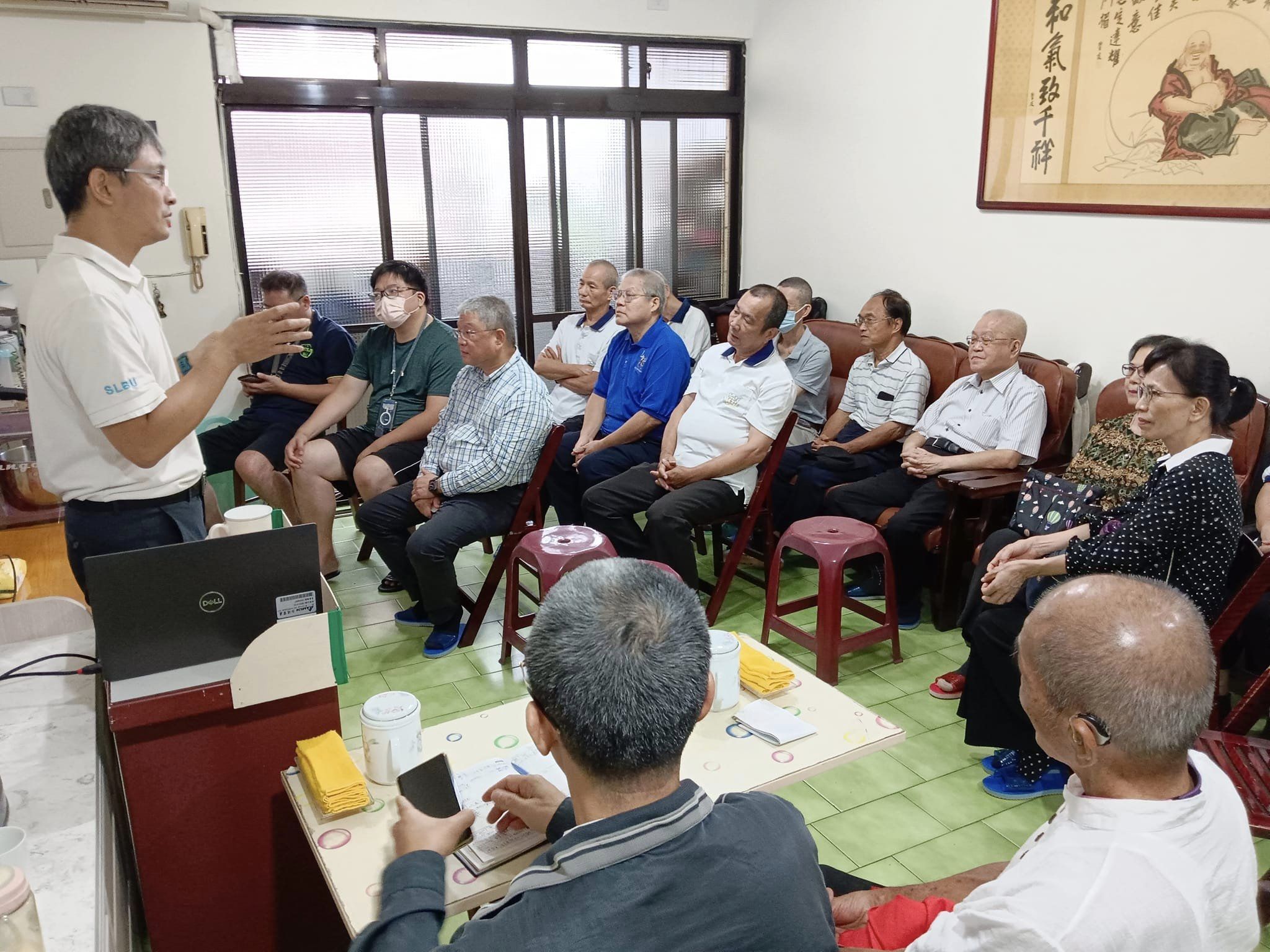 土城「胡氏佛堂」班會邀請陳彦宸講師慈悲成全，題目：「道化人生」。